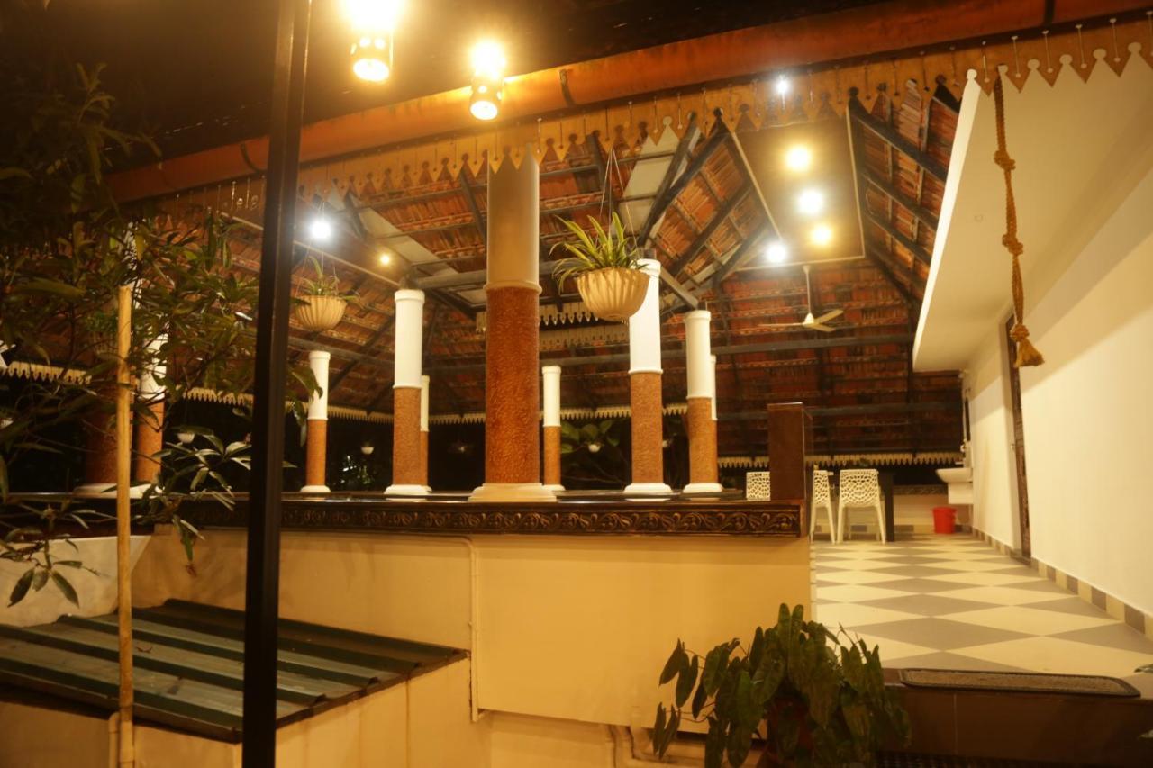 Mi Casa Tu Casa Homestay Kochi Exterior foto