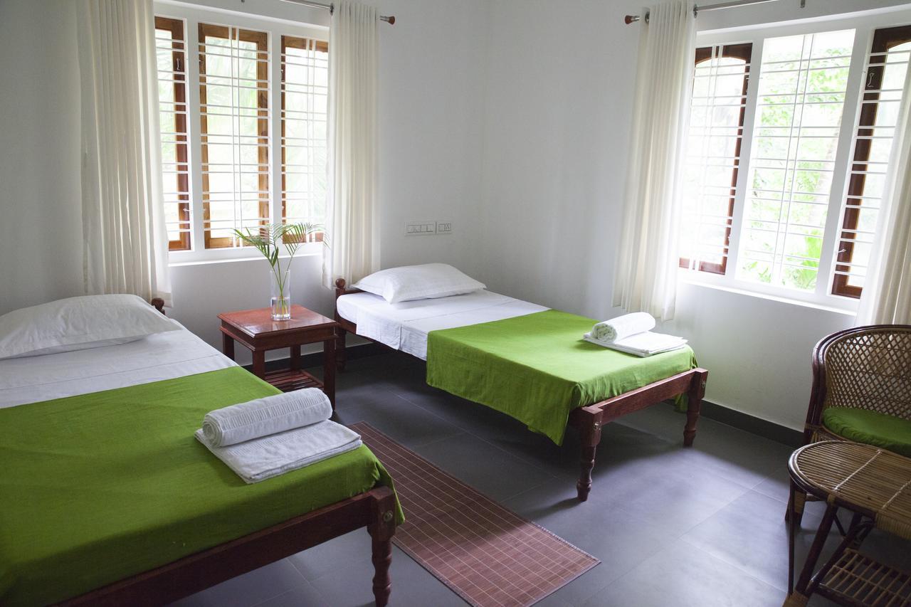 Mi Casa Tu Casa Homestay Kochi Exterior foto
